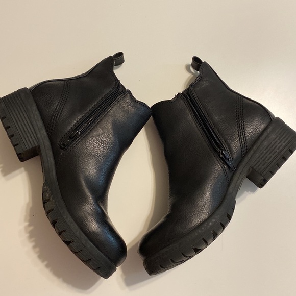Vintage 7 Eight Chelsea Boots - Picture 3 of 6